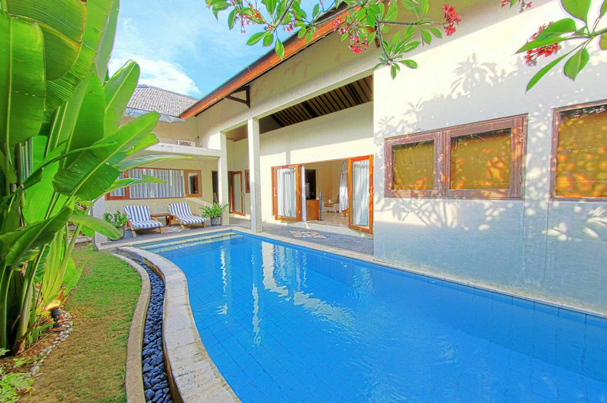 Nunamkhalu Private Villa And Spa Nusa Dua  Exterior photo